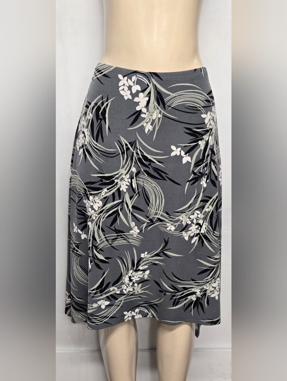 Merona L Slinky Stretch Skirt Midi Grey Floral Asymmetrical Hem